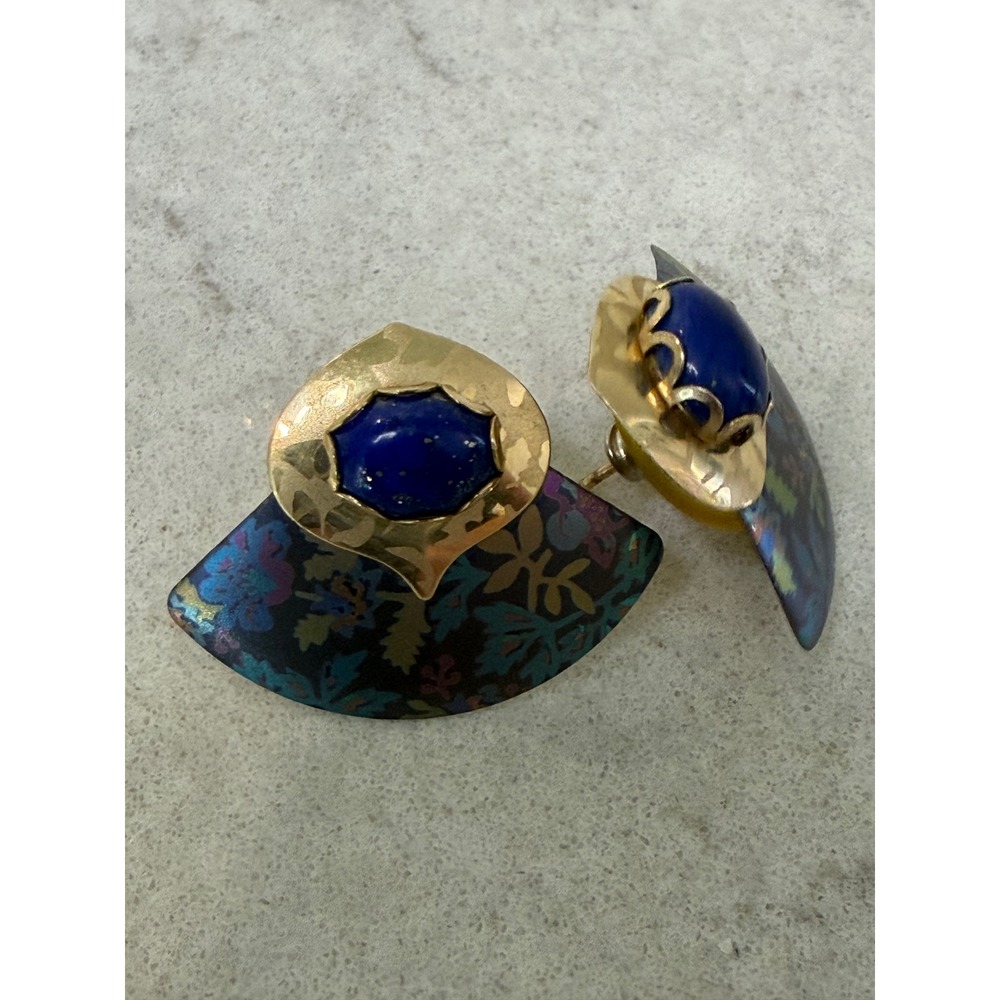 Vintage Holly Yashi Lapis Iridescent Floral Fan Post Earrings Gold Tone Signed - Picture 7 of 9